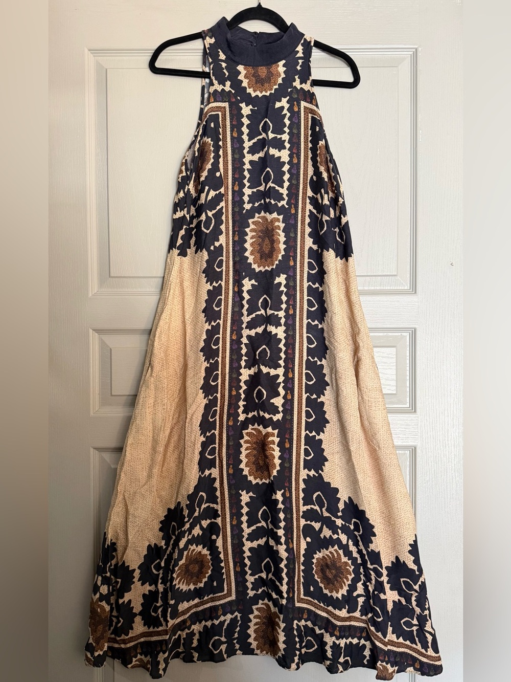 Farm Rio Halter Maxi Dress Sleeveless Floral Scarf Print Beige Orange Med - Picture 8 of 13